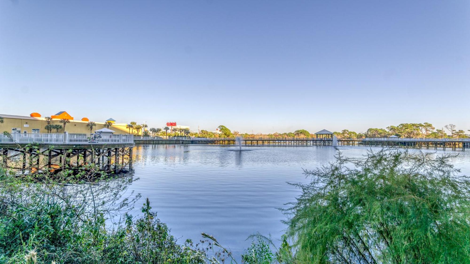 The Beach Scene At Laketown Wharf #524 By Nautical Properties Panama City Beach Bagian luar foto