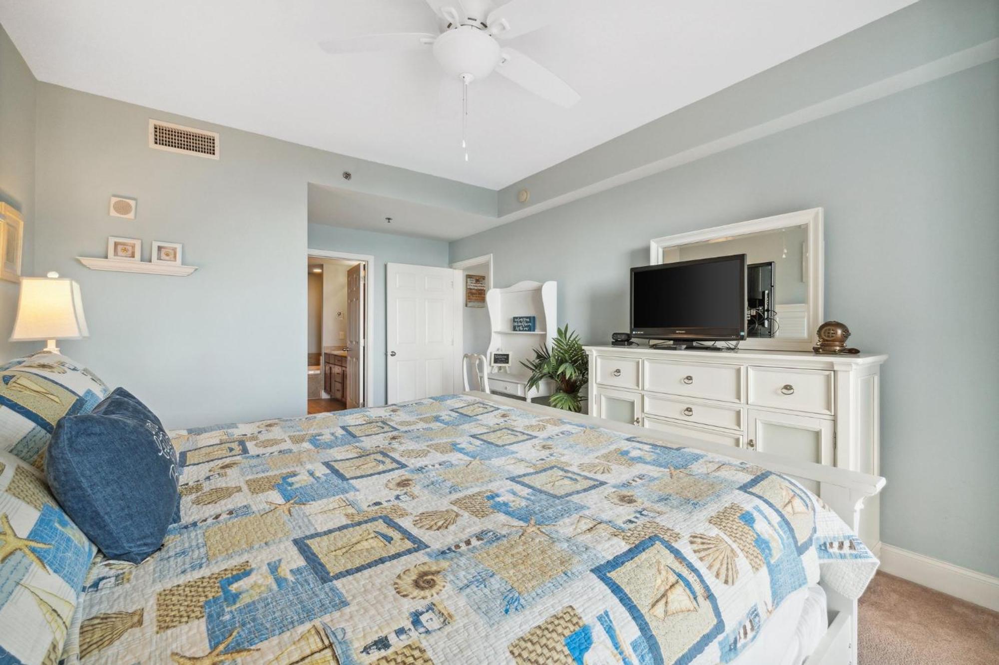 The Beach Scene At Laketown Wharf #524 By Nautical Properties Panama City Beach Bagian luar foto
